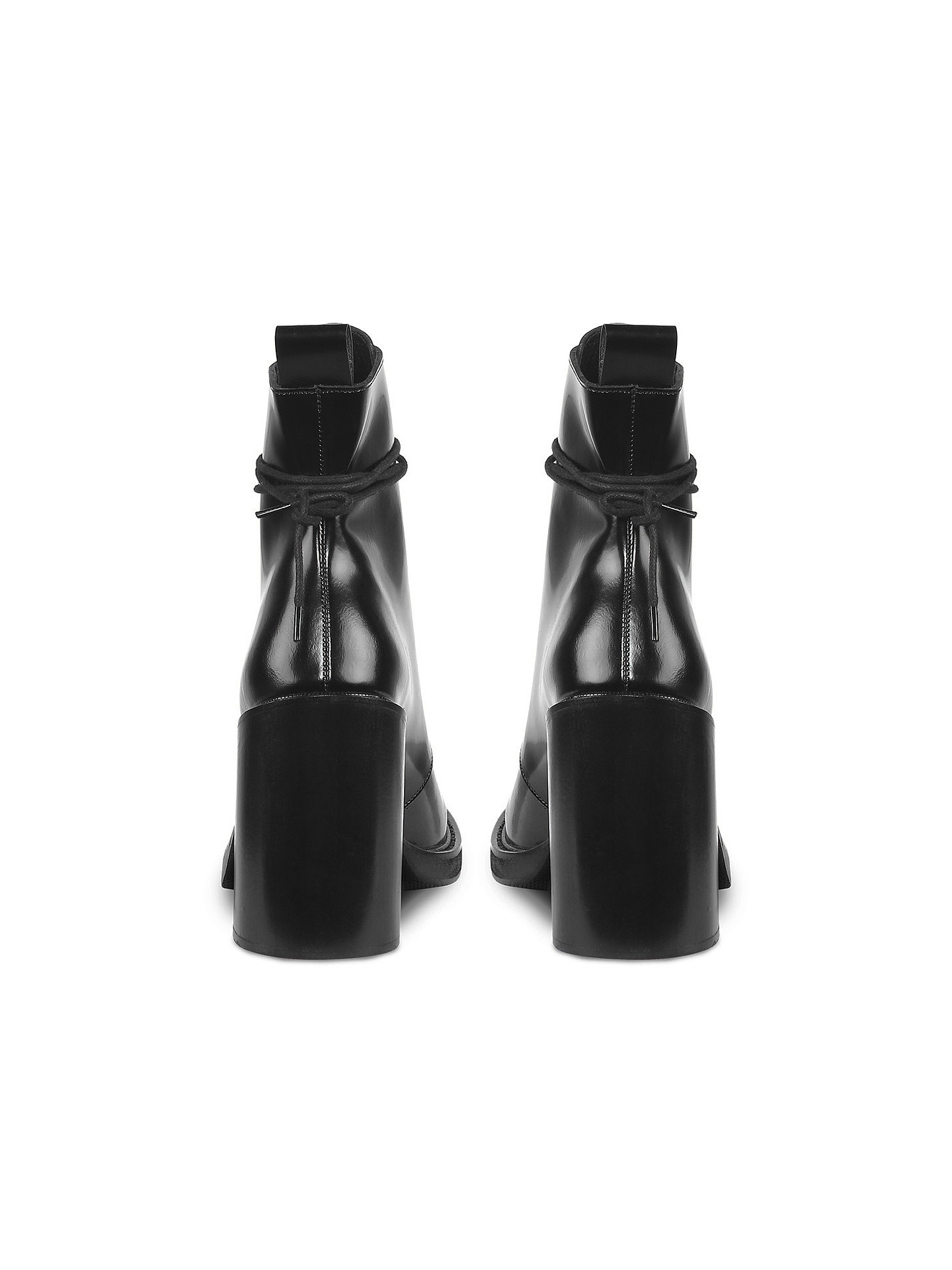 Ботильоны с квадратным мысом