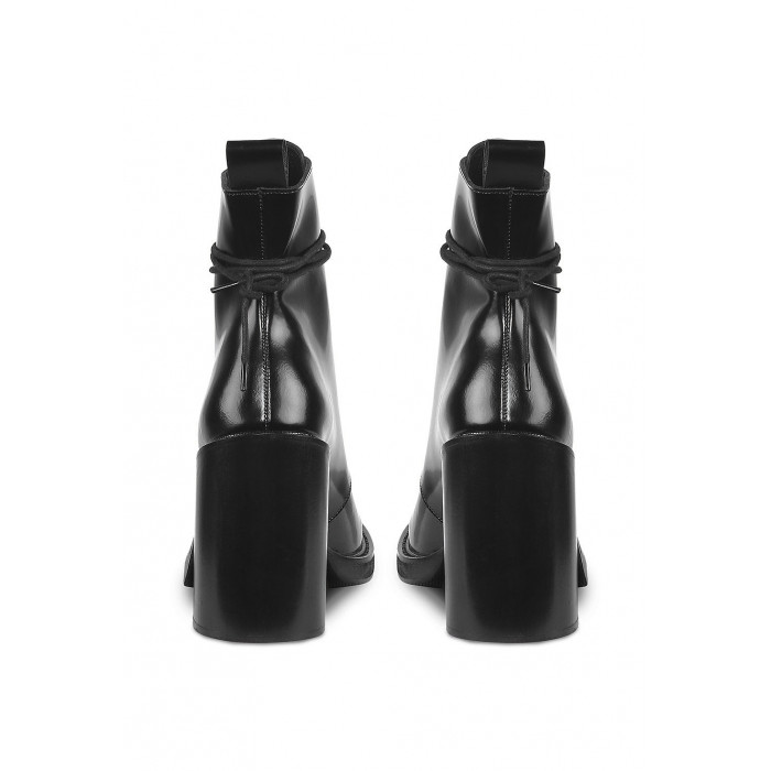 Ботильоны с квадратным мысом