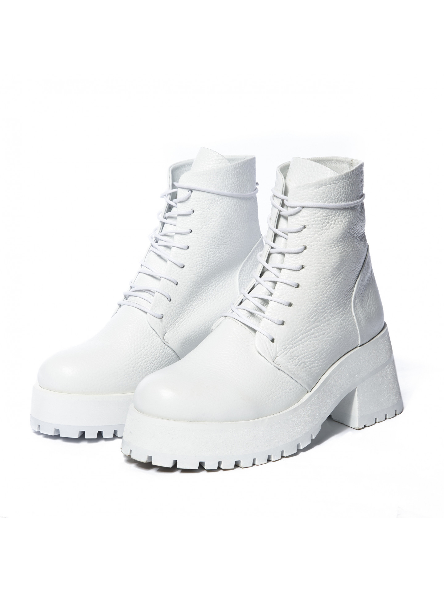 Ботинки белая кирза