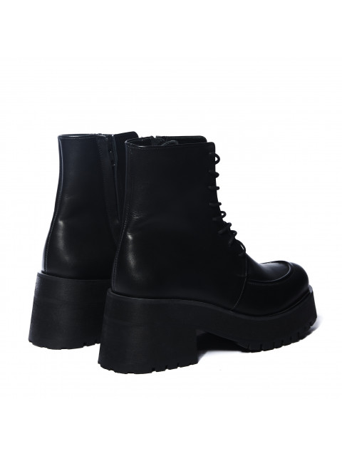 Ботинки cо жгутом матовые Ботинки cо жгутом матовые