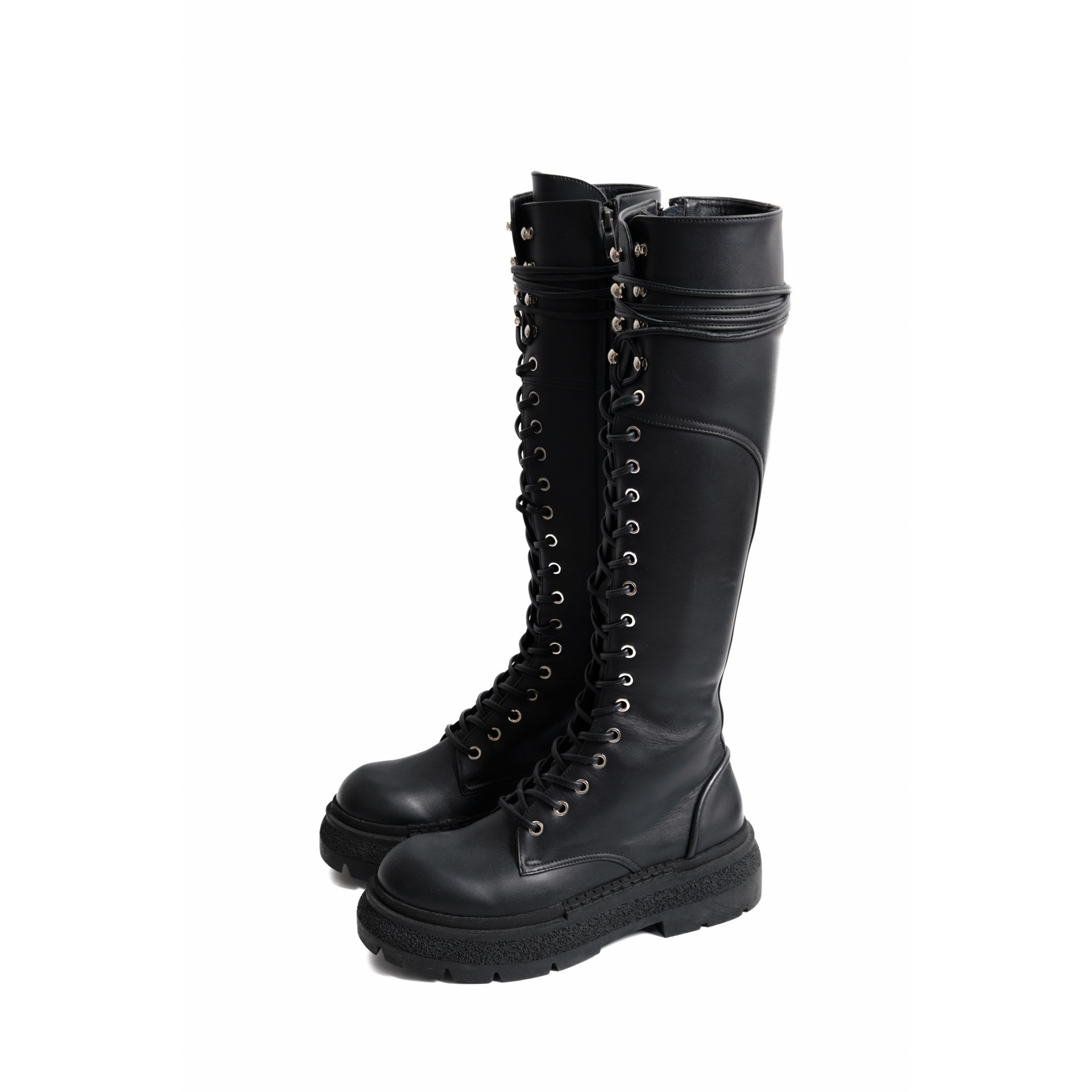 Boots Familiar Boots Familiar