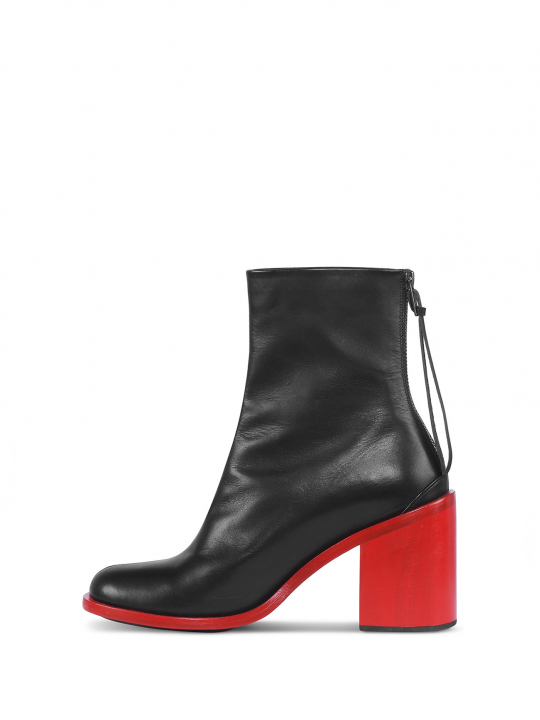 Square toe ankle boot Square toe ankle boot