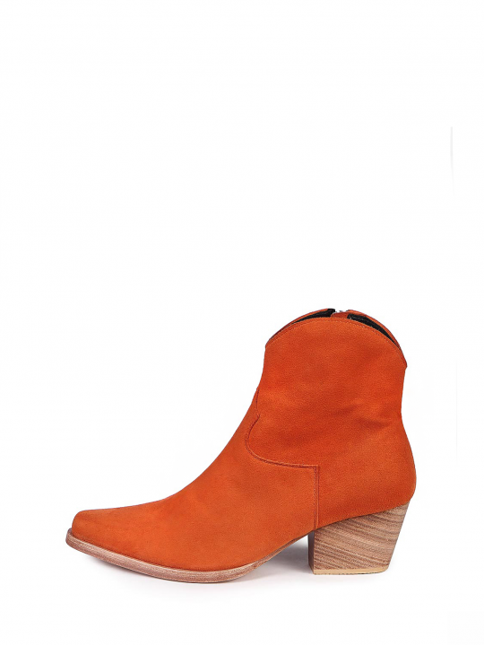 Square toe cowboy boots