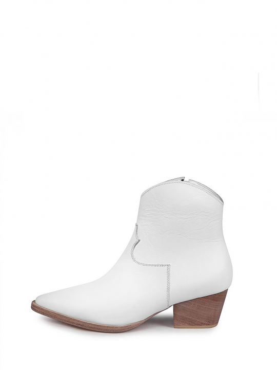 Square toe cowboy boots Square toe cowboy boots