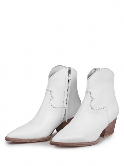 Natural sole cowboy boots Natural sole cowboy boots