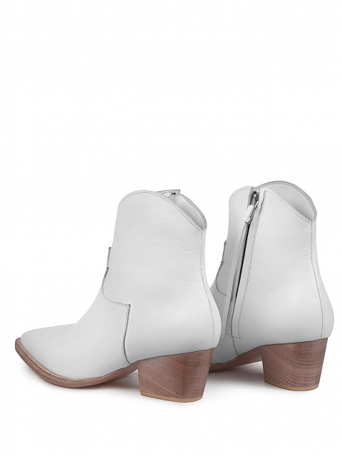 Казаки на натуральной подошве Казаки на натуральной подошве