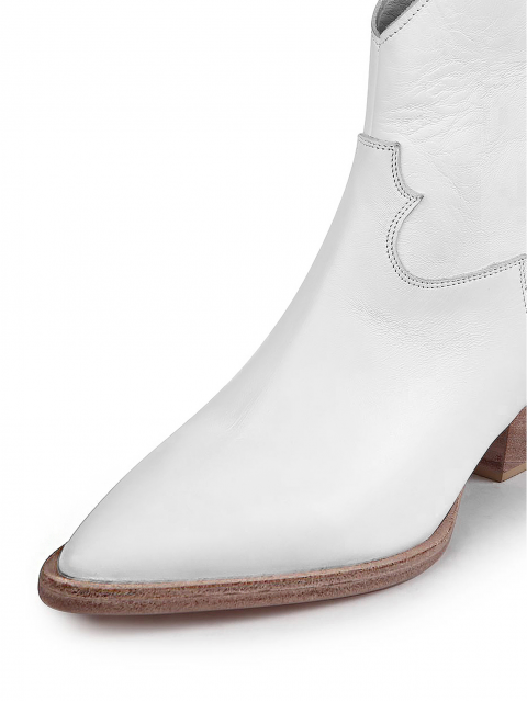 Natural sole cowboy boots Natural sole cowboy boots