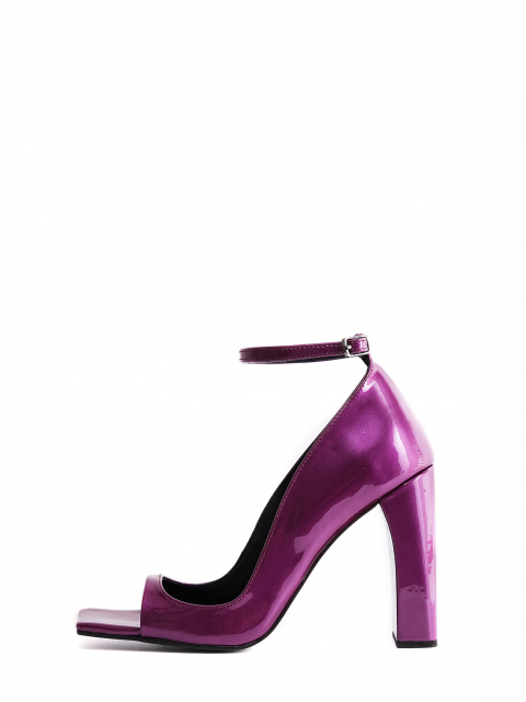 Violent sandals Violent sandals