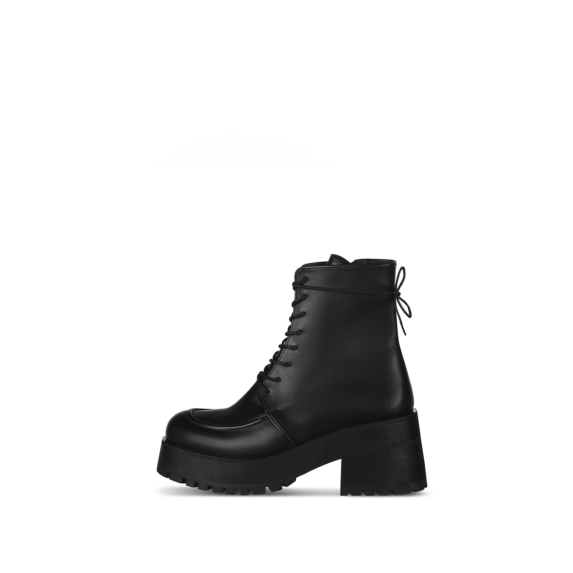 Black matte leather boots Black matte leather boots