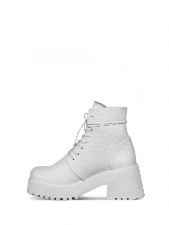 Black matte leather boots Black matte leather boots