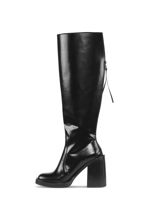 Lacquered leather boots Lacquered leather boots