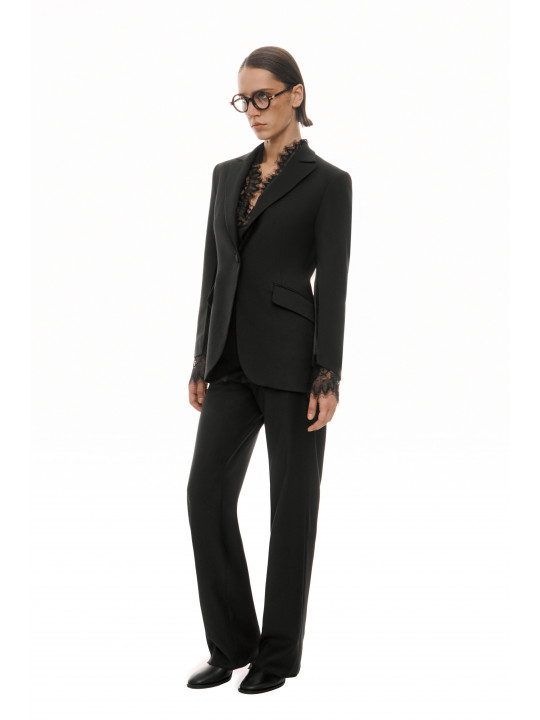 Пиджак с кружевом