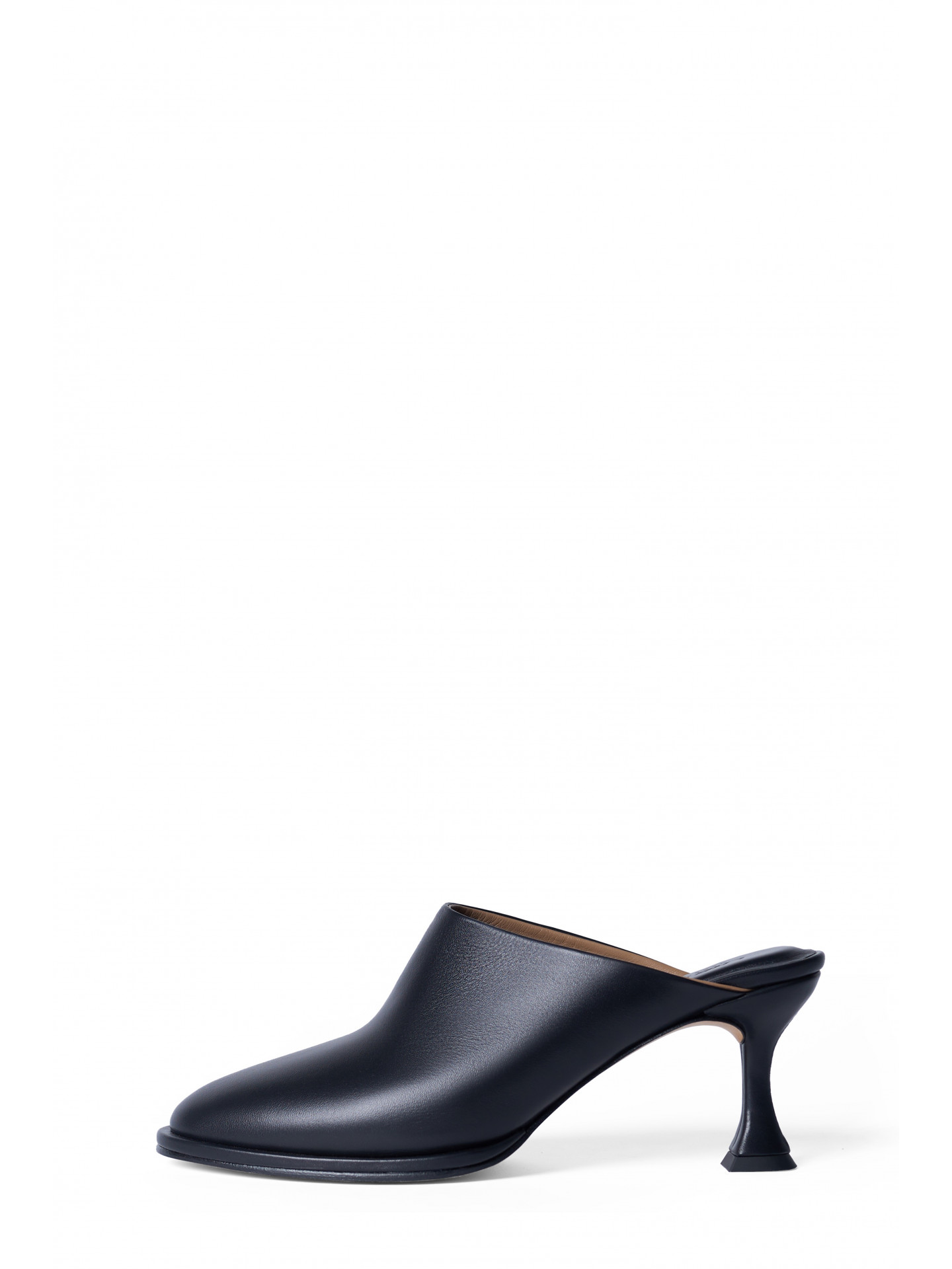 Mules with heels Mules with heels