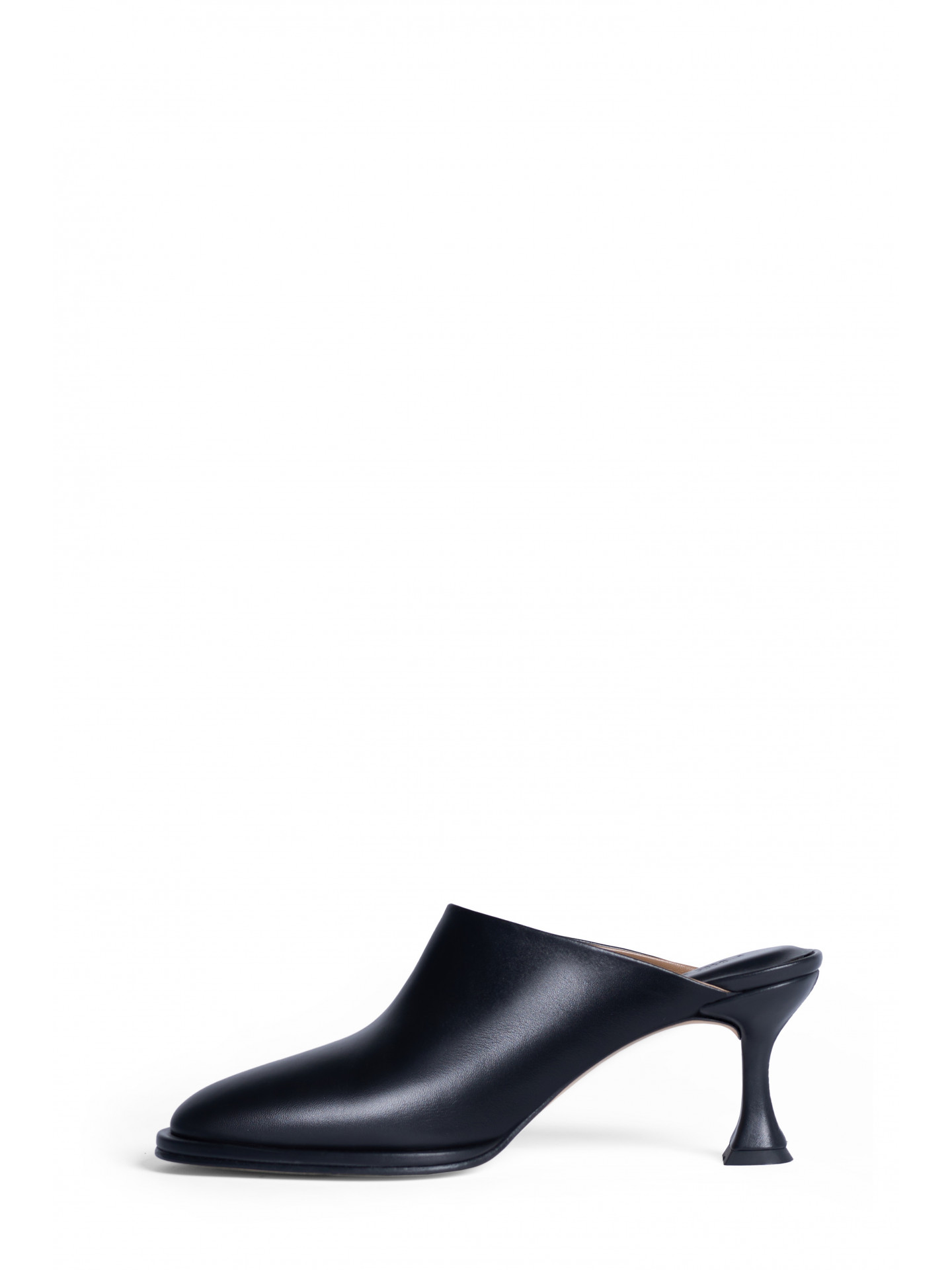 Mules with heels Mules with heels
