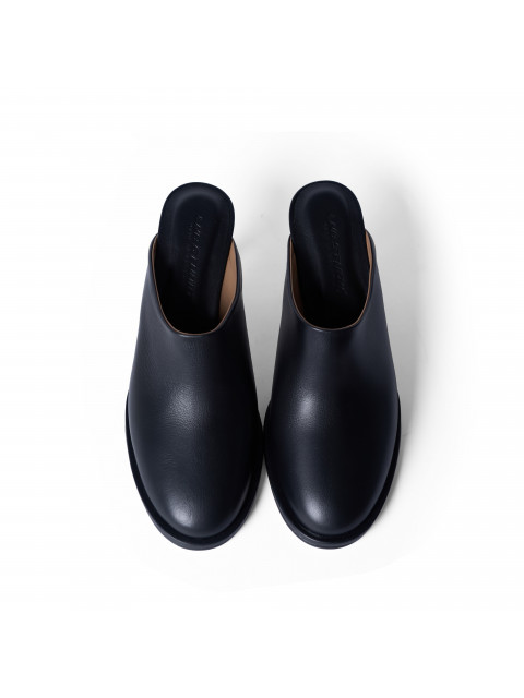 Mules with heels Mules with heels