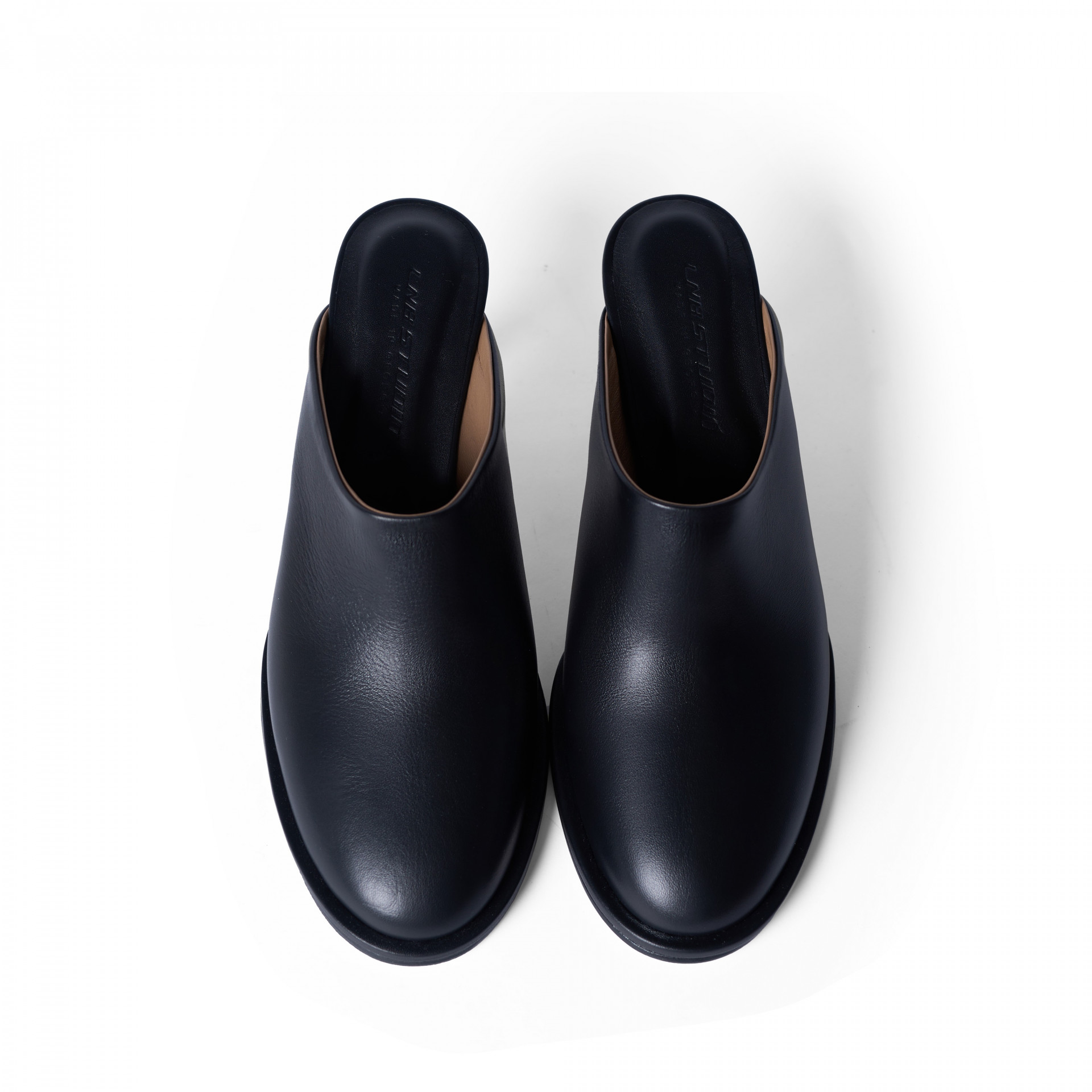 Mules with heels Mules with heels