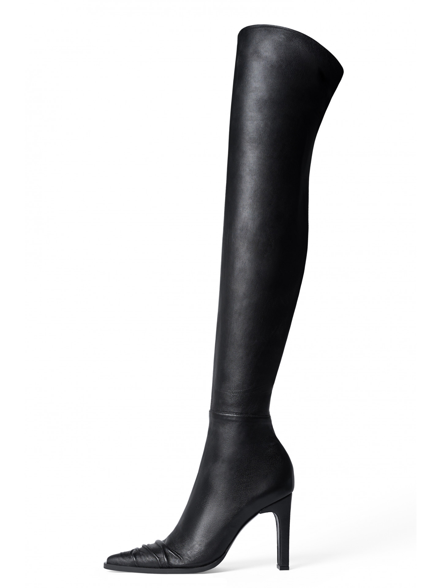 Wrinkled tall boots Wrinkled tall boots