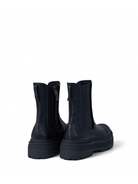 Chelsea Midnight Chelsea Midnight