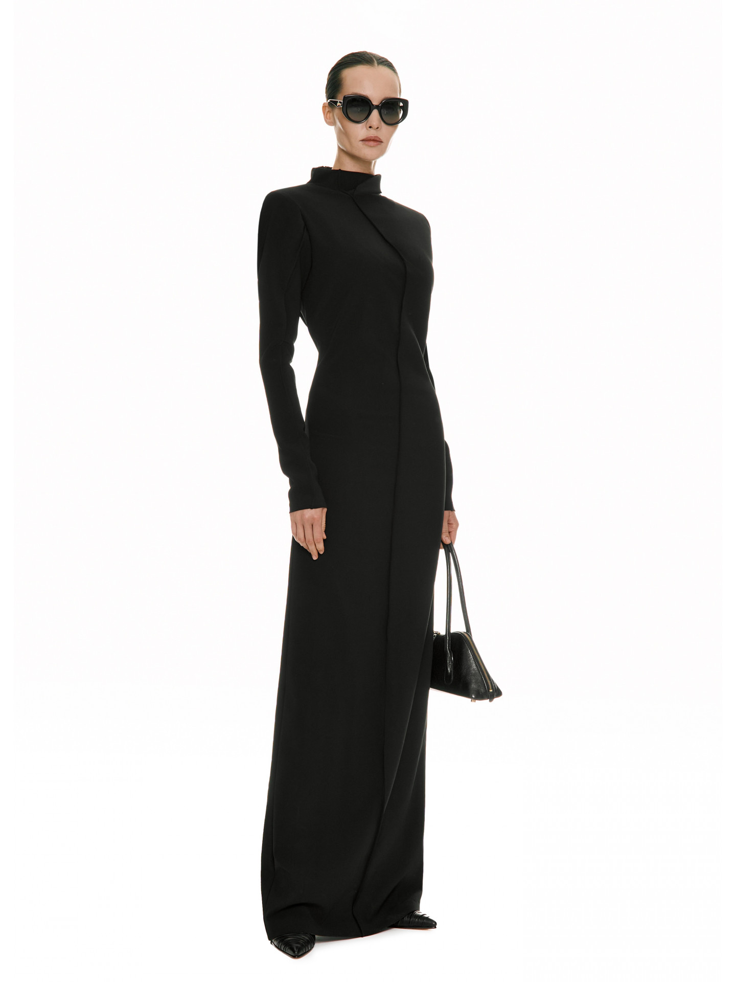 Perpetuam dress in black