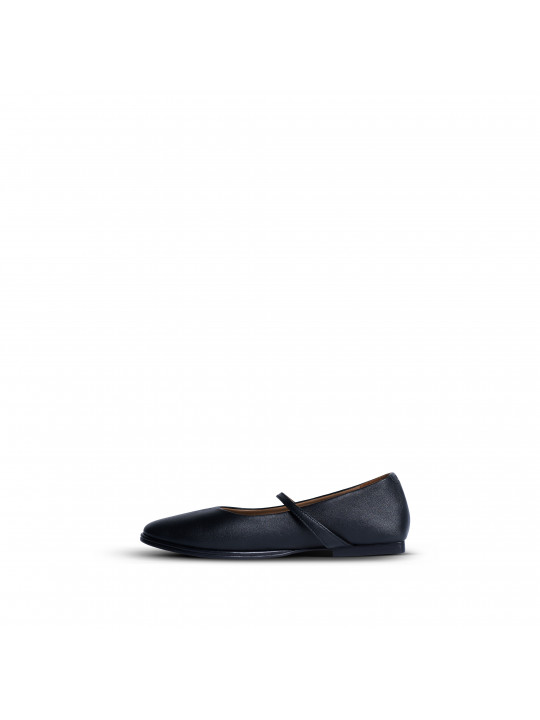 Classic ballet flats