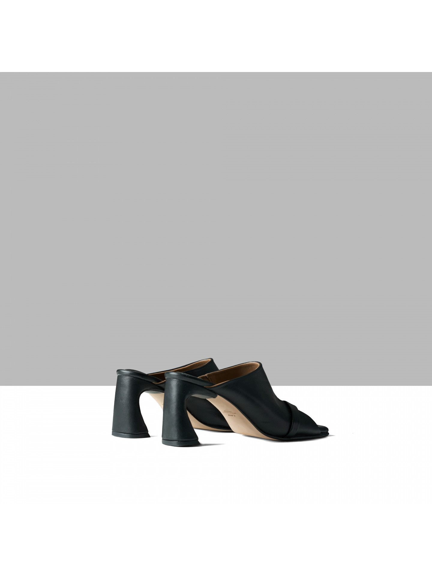 Mules with a stable heel