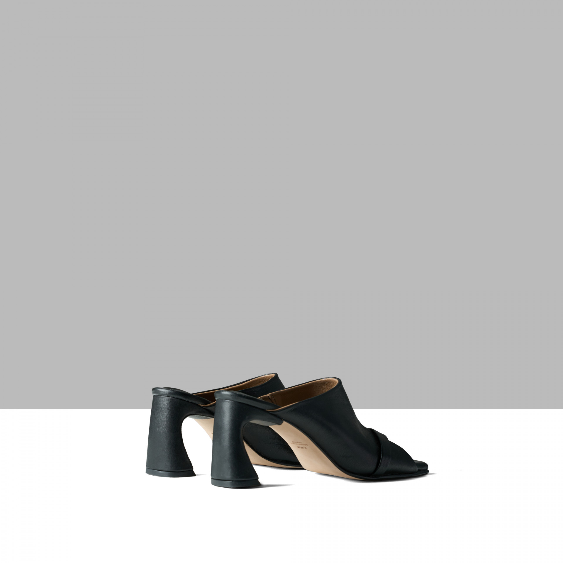 Mules with a stable heel