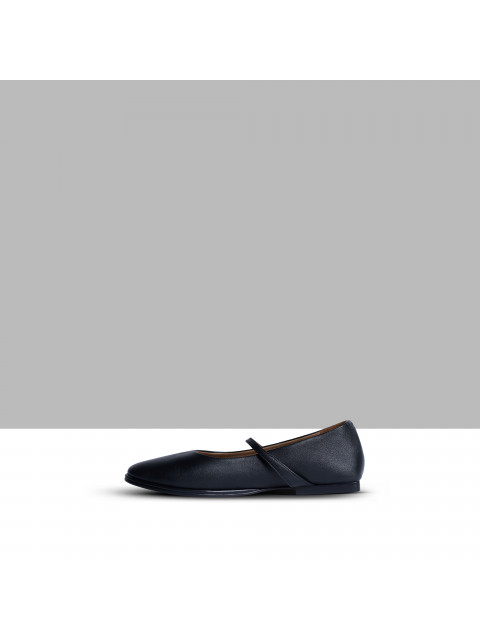 Classic ballet flats