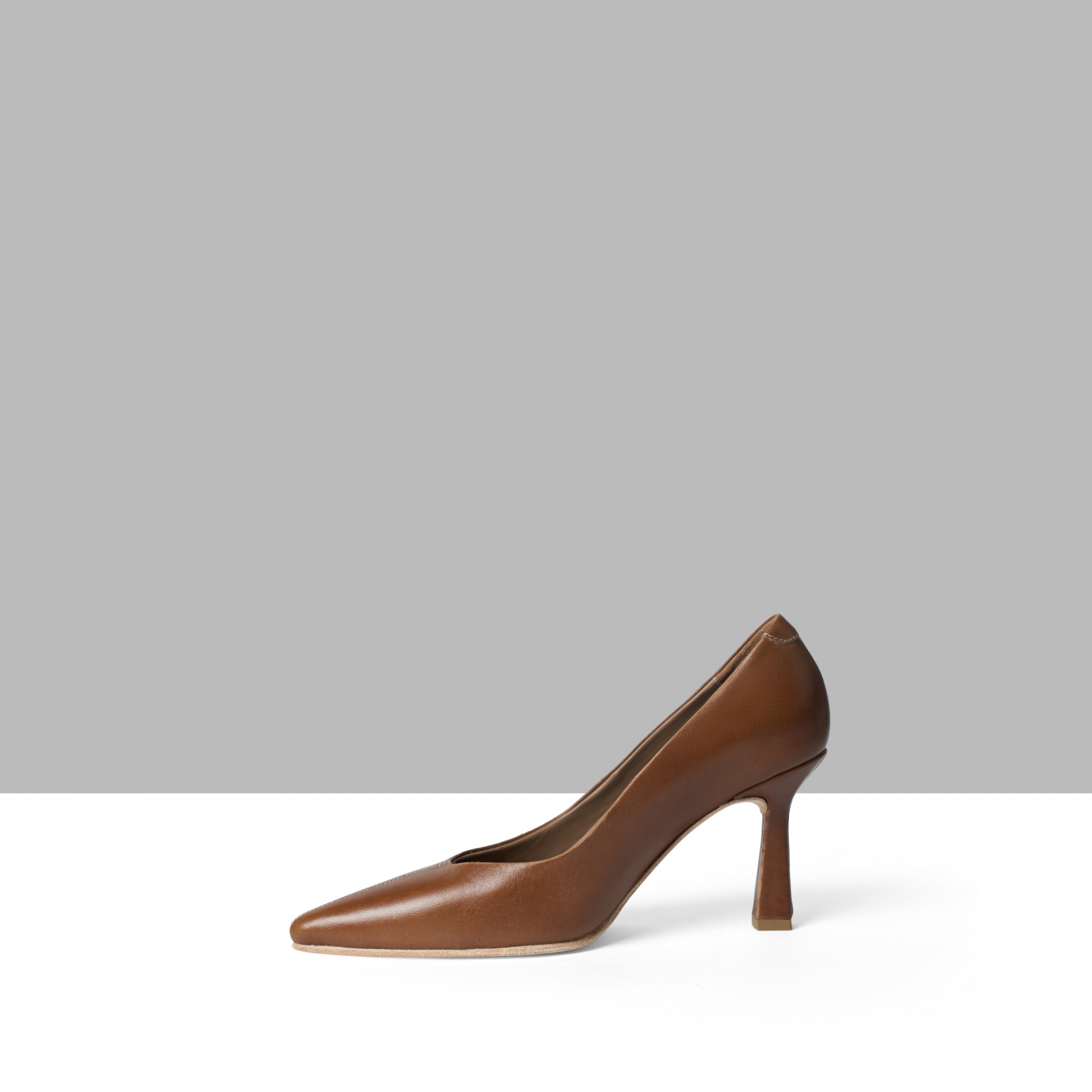 Vintage cognac shoes