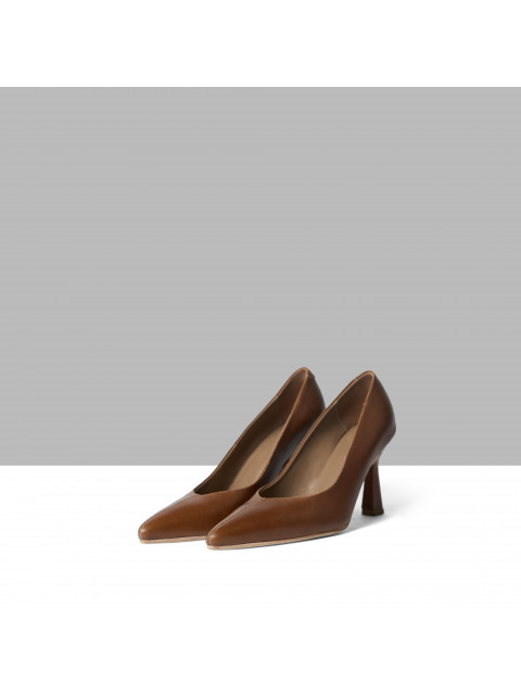 Vintage cognac shoes