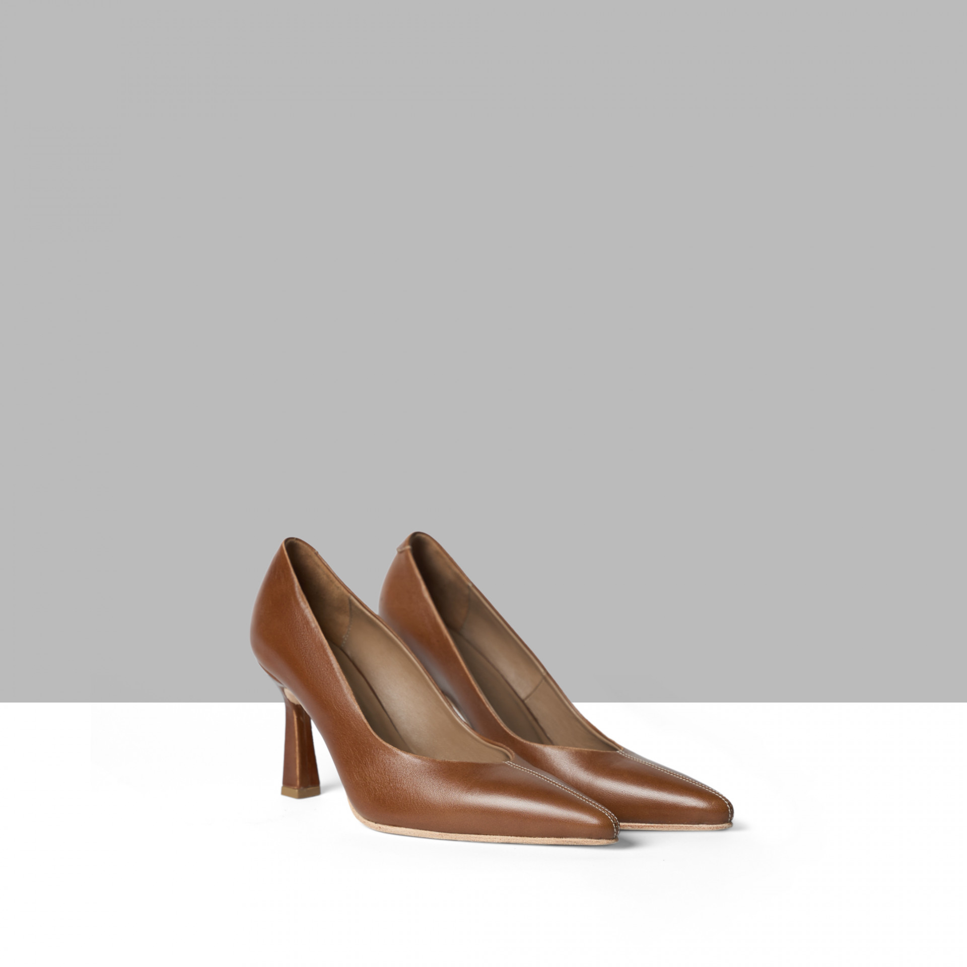 Vintage cognac shoes